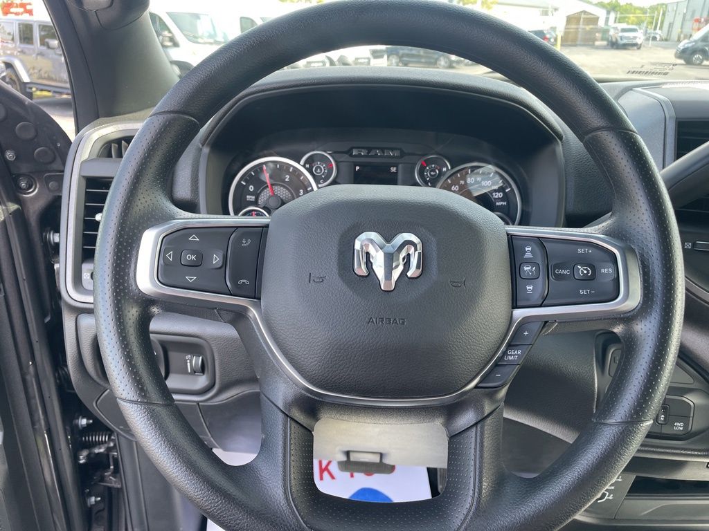 2026 Ram 2500 Tradesman photo 17