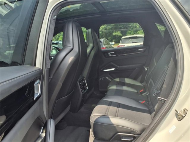 2020 Porsche Cayenne Turbo photo 15
