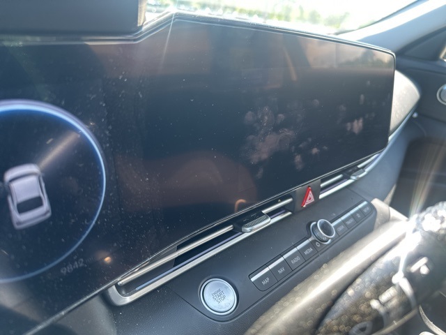 2024 Hyundai Elantra SEL photo 4