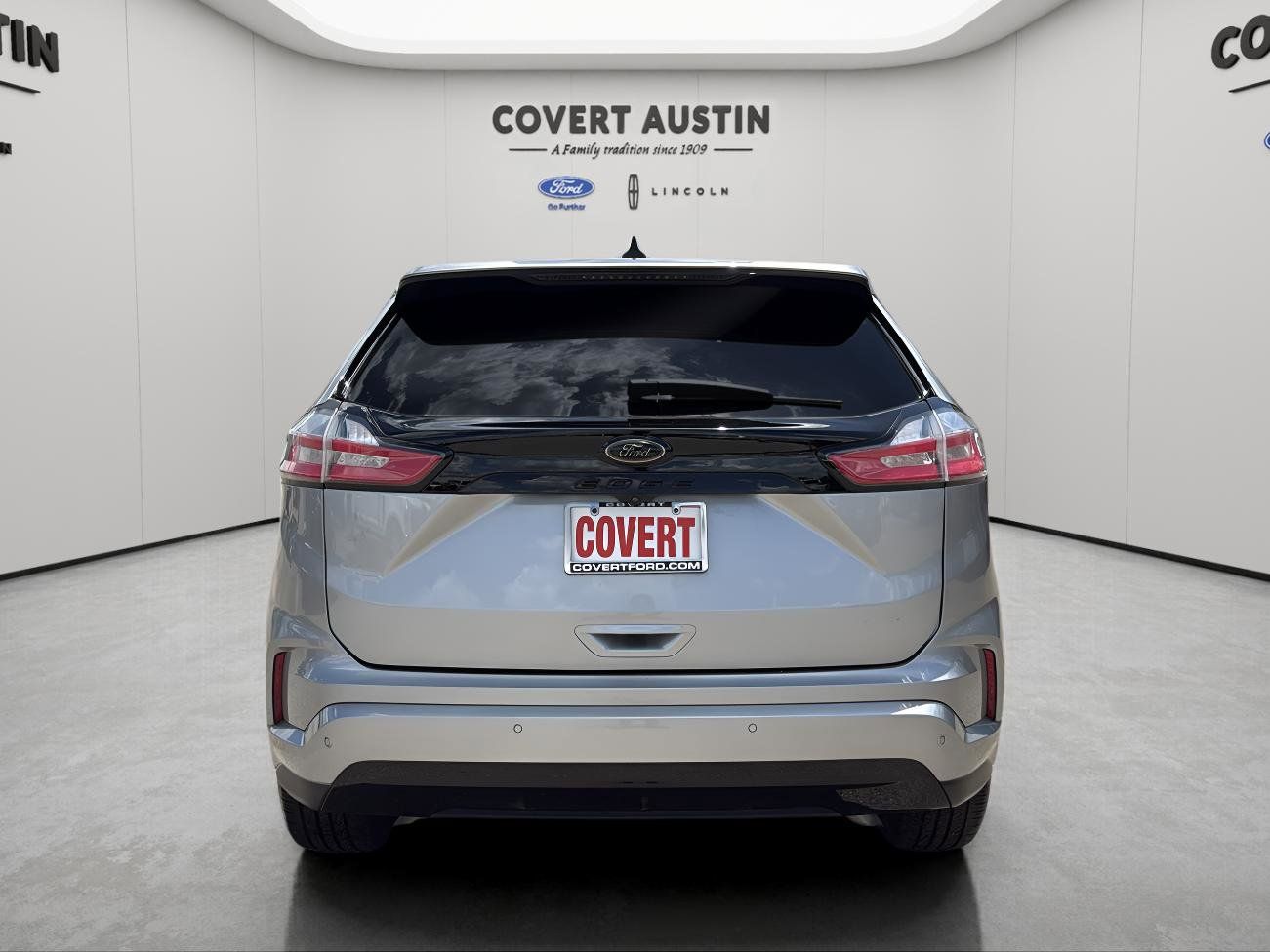 2024 Ford Edge SE photo 2