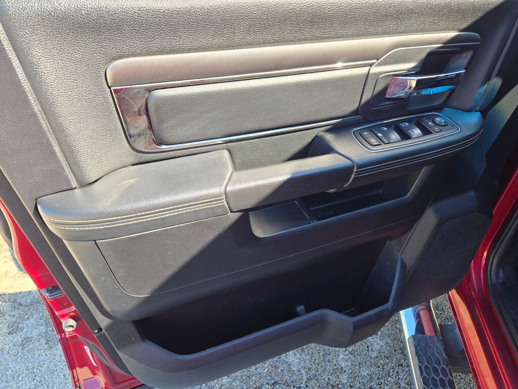 2014 Ram 1500 Sport photo 15