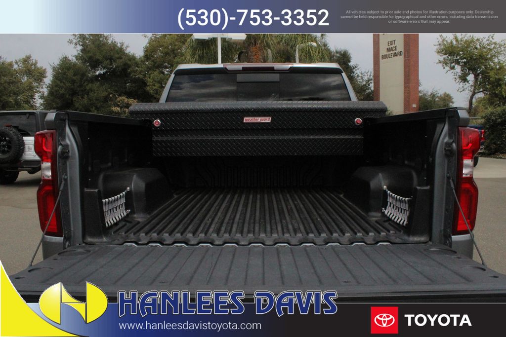 2021 Chevrolet Silverado 1500 LT Trail Boss photo 9