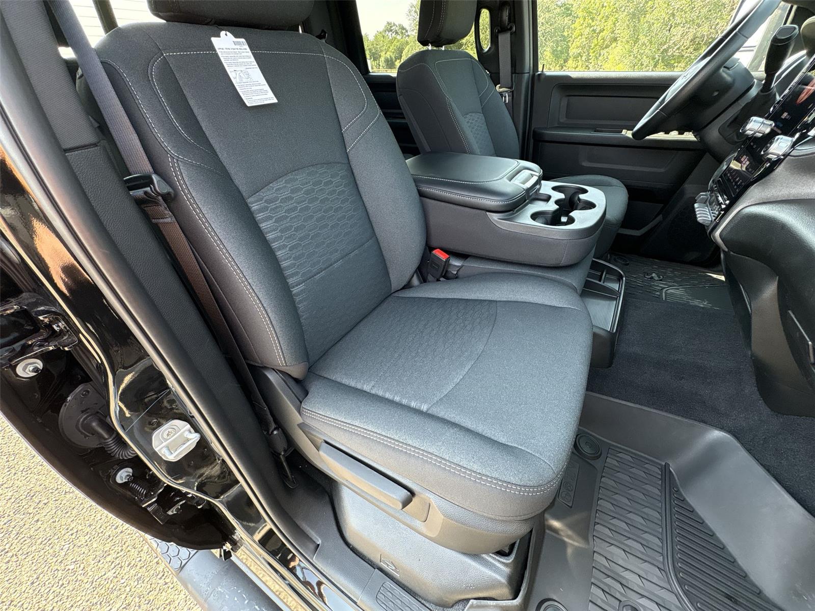 2026 Ram 2500 Tradesman photo 24
