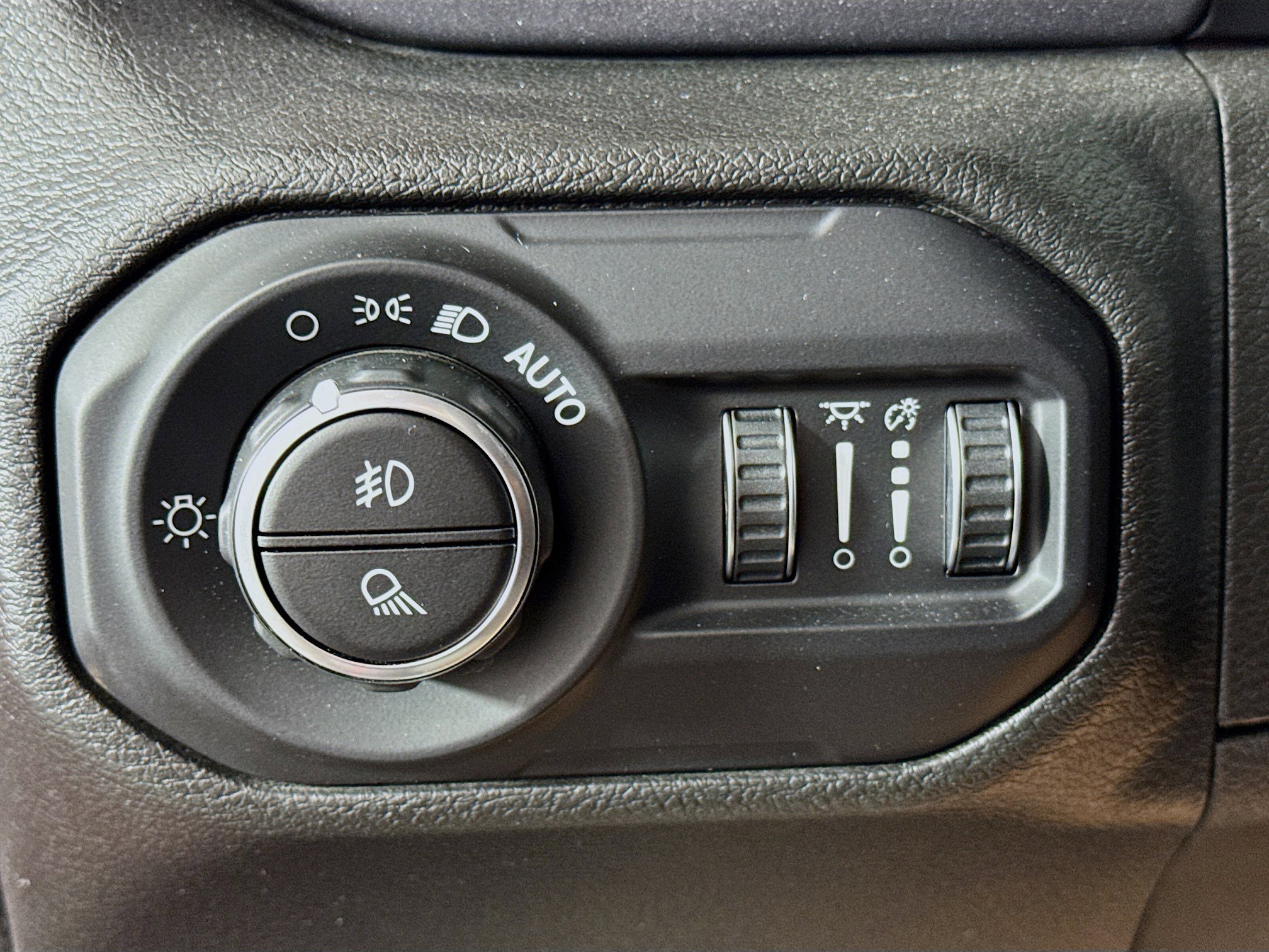 2022 Jeep Gladiator Mojave photo 10
