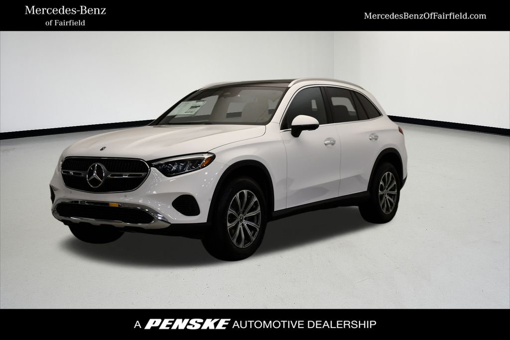 2026 Mercedes-Benz GLC Base's photo