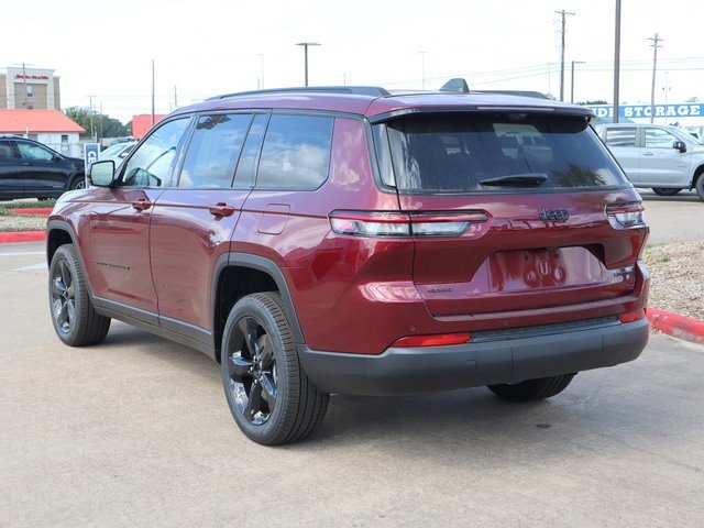 2025 Jeep Grand Cherokee Limited photo 5