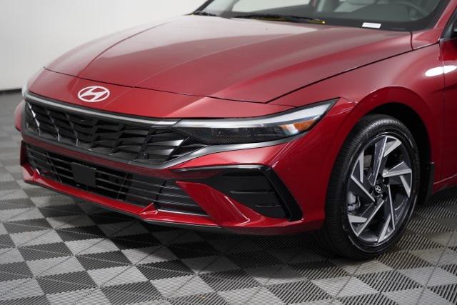 2025 Hyundai Elantra Hybrid Limited photo 40