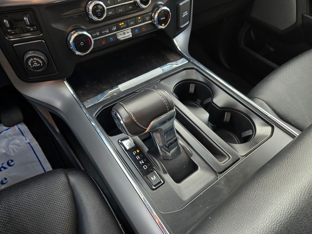 2022 Ford F-150 Lariat photo 21