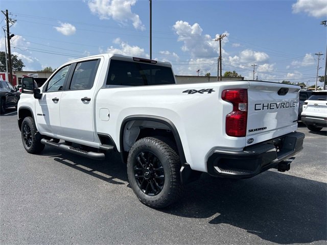 2025 Chevrolet Silverado 2500HD Custom photo 6