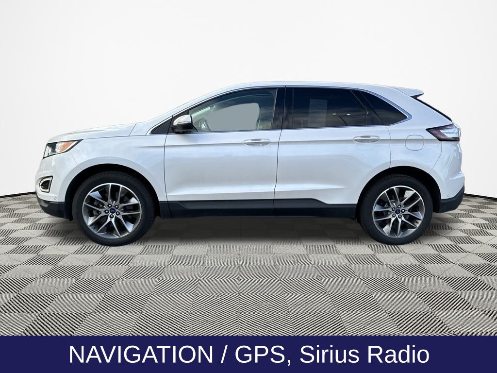 2016 Ford Edge Titanium photo 2
