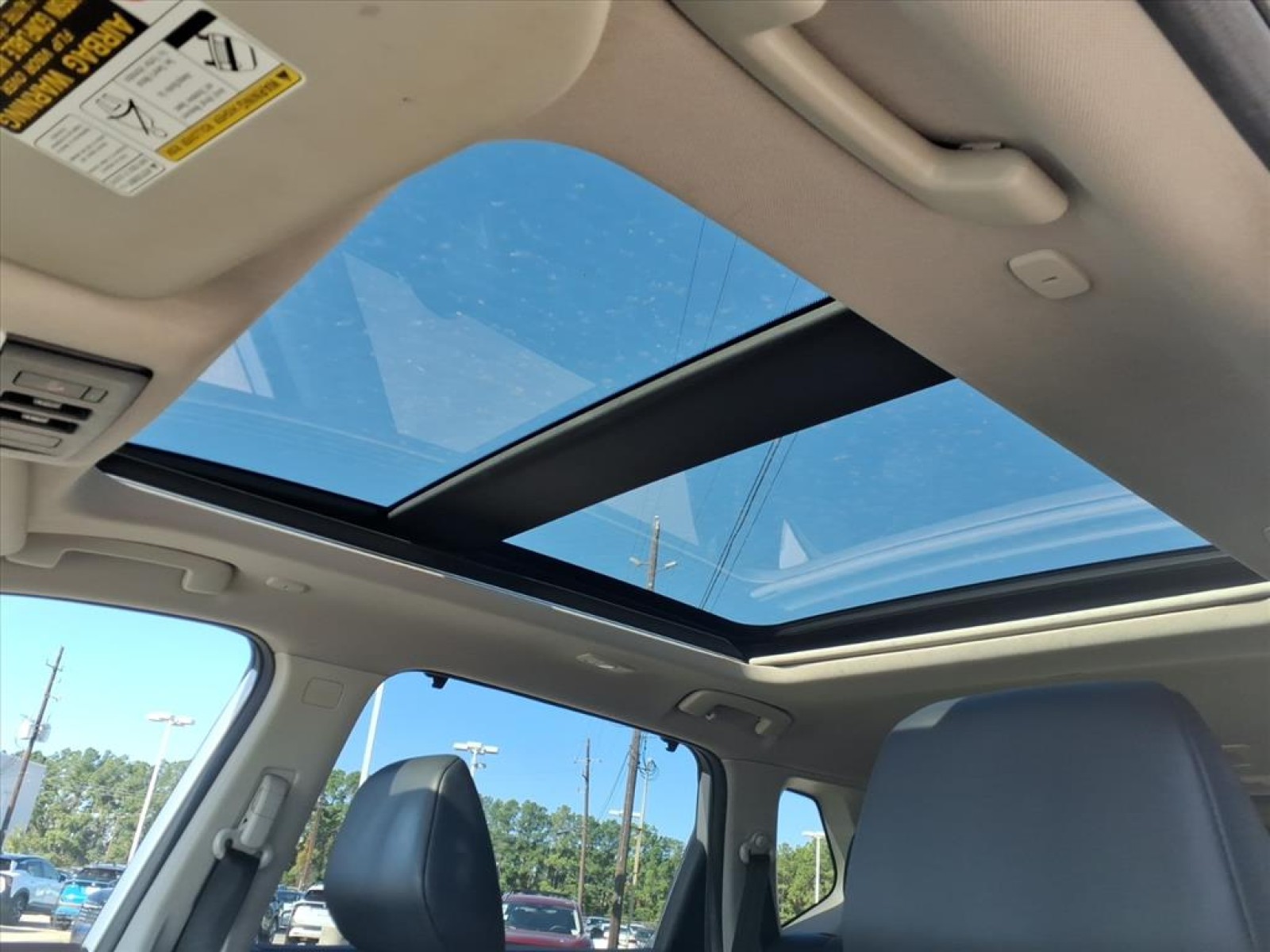 2022 Nissan Rogue SV Silver at Robbins Nissan