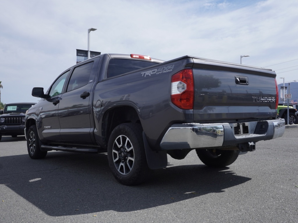 2017 Toyota Tundra TRD Off-Road photo 5