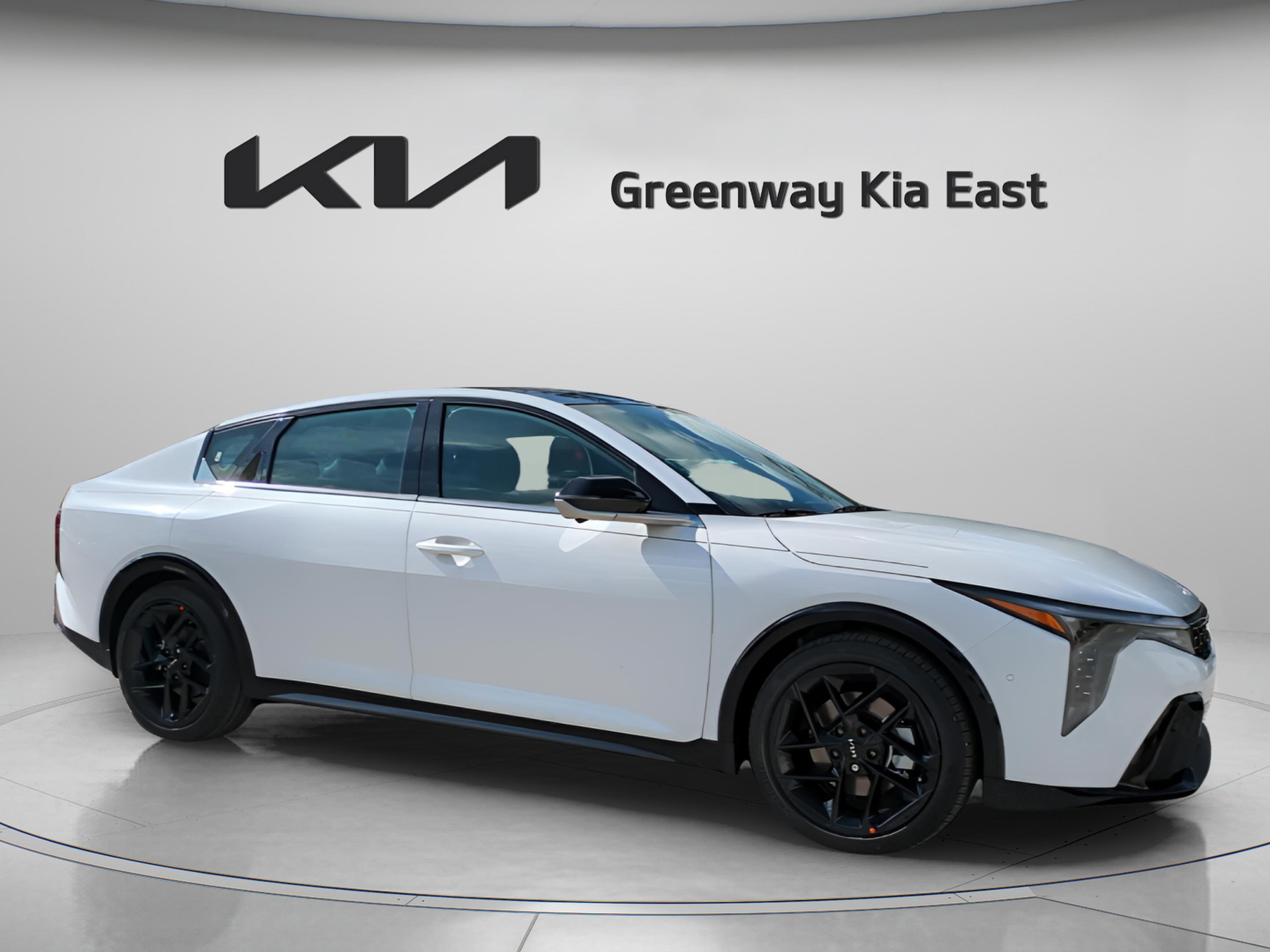 2025 Kia K4 GT-Line Turbo's photo