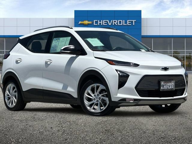 Used 2023 Chevrolet Bolt EUV LT with VIN 1G1FY6S0XP4201273 for sale in Riverside, CA