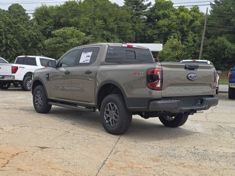2025 Ford Ranger XLT photo 2