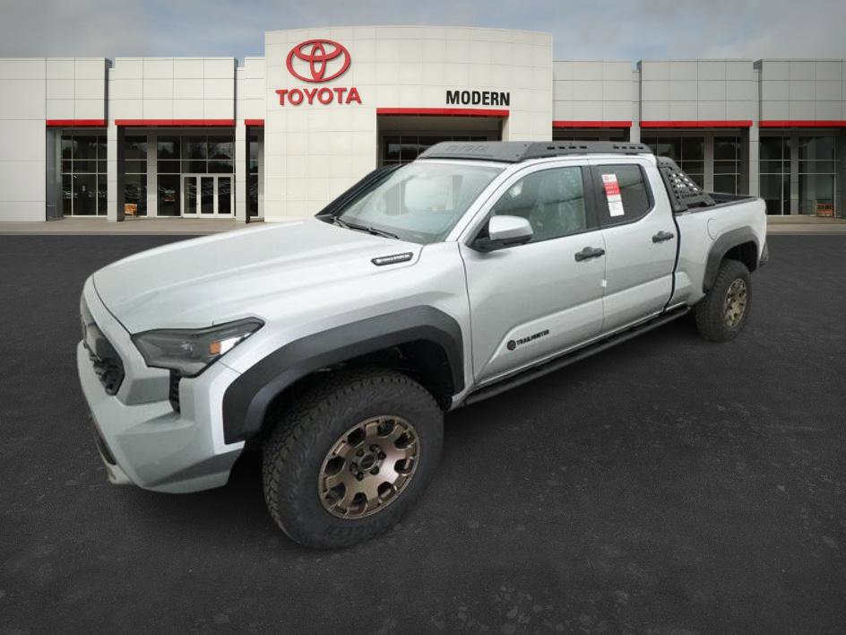 2025 Toyota Tacoma Trailhunter's photo