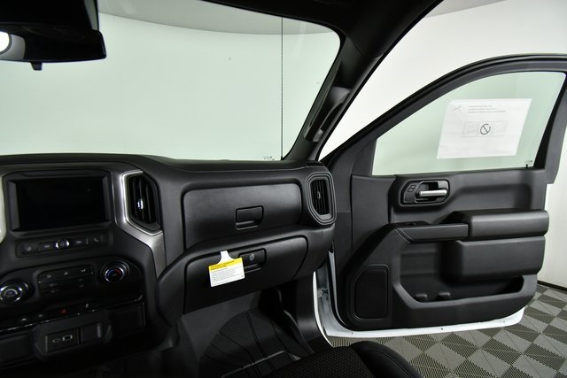 2025 Chevrolet Silverado 1500 photo 19