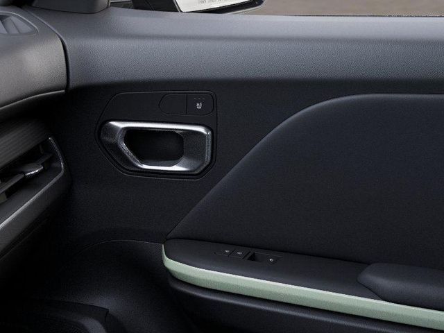 2025 Kia K4 GT-Line photo 23