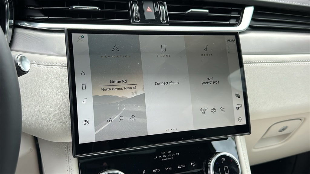2026 Jaguar F-PACE P250 R-Dynamic S photo 17