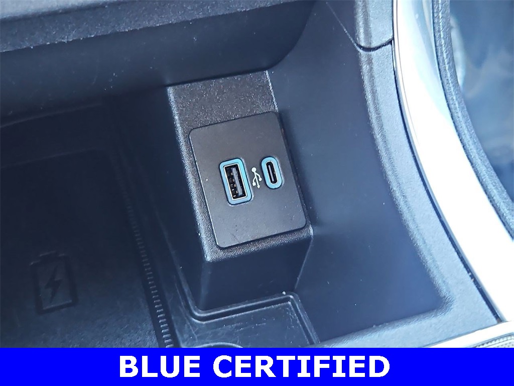2023 Ford Edge Titanium photo 17