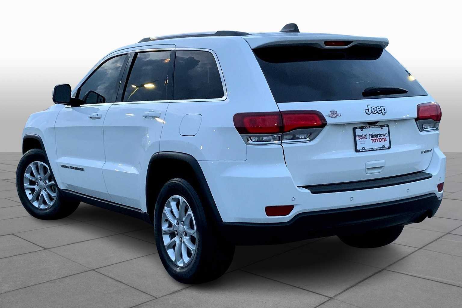 2021 Jeep Grand Cherokee Laredo E photo 9