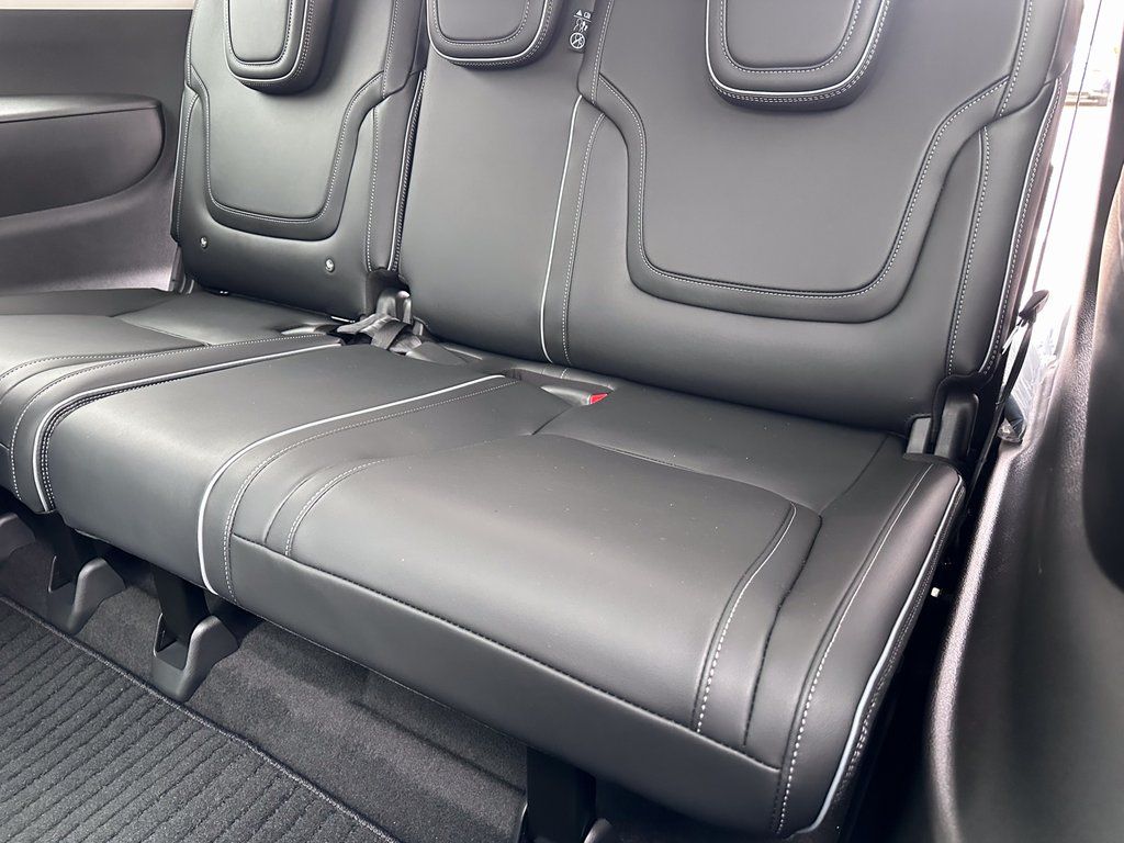 2025 Infiniti QX80 Luxe photo 27