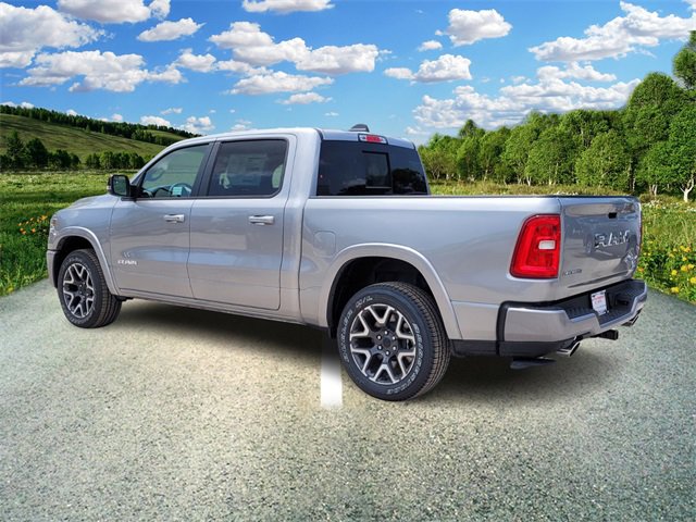 2025 Ram 1500 Laramie photo 3
