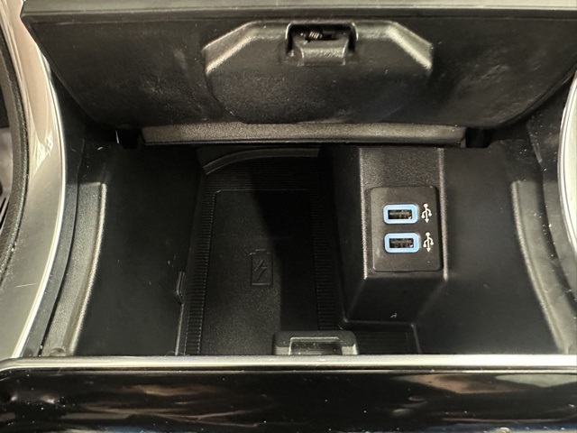 2020 Ford Edge ST photo 26