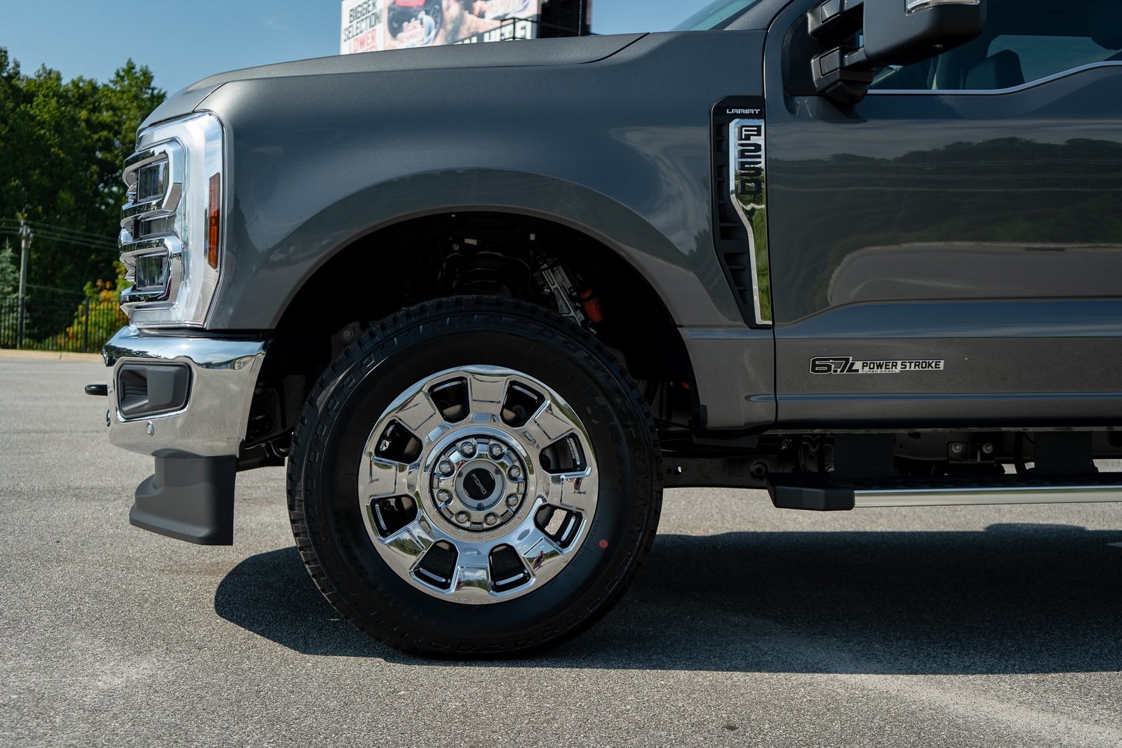 2026 Ford F-250 Lariat photo 4