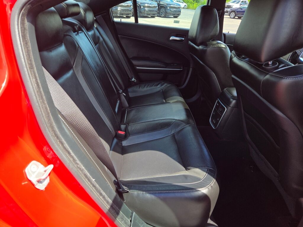 2022 Dodge Charger SXT photo 8