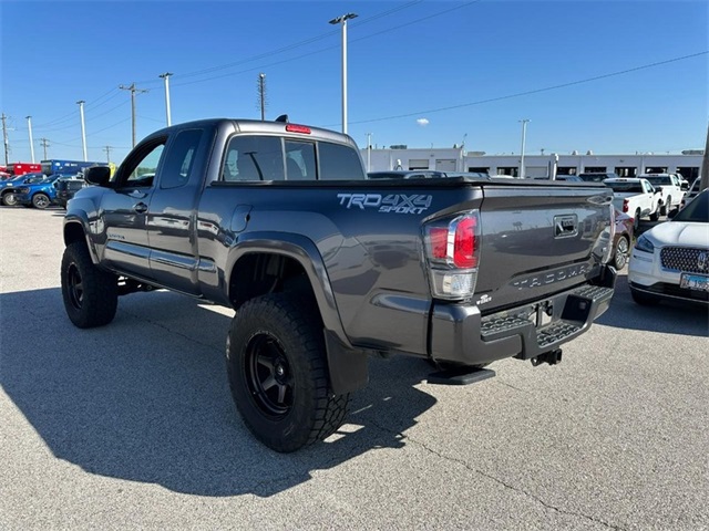 2021 Toyota Tacoma SR Access Cab V6 photo 3