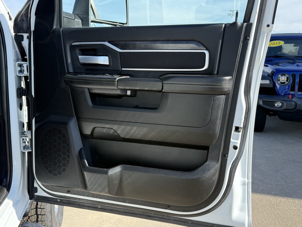 2024 Ram 2500 Big Horn photo 27
