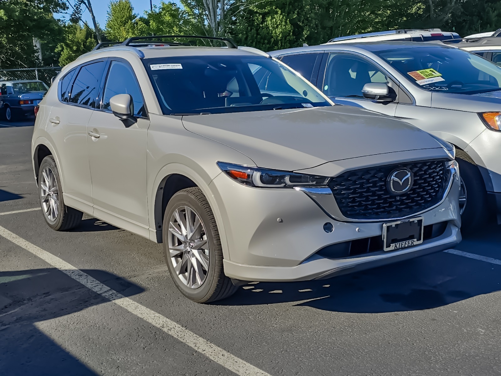 2025 Mazda CX-5 2.5 Premium Plus photo 2