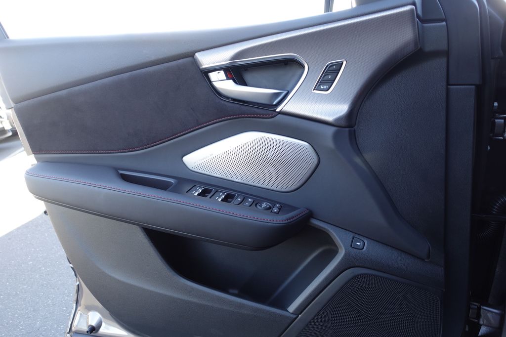 2025 Acura RDX A-Spec Advance photo 11