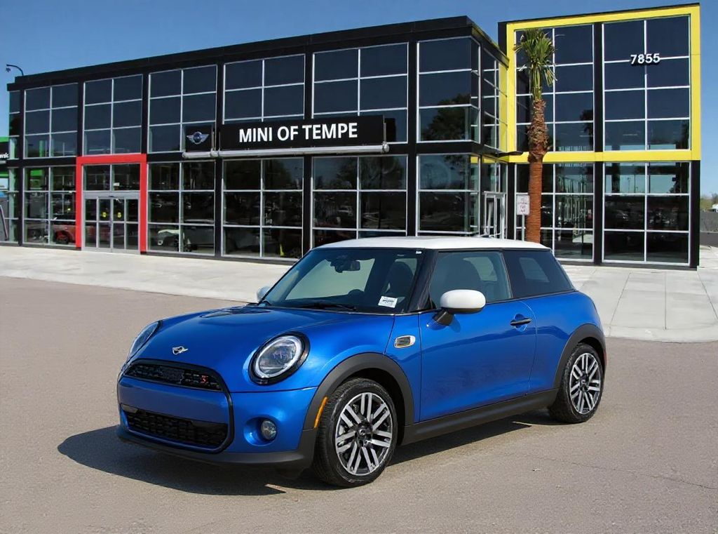 2026 MINI Hardtop 2 Door S's photo