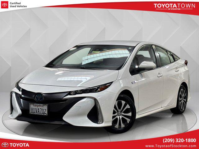 2021 Toyota Prius Prime LE's photo