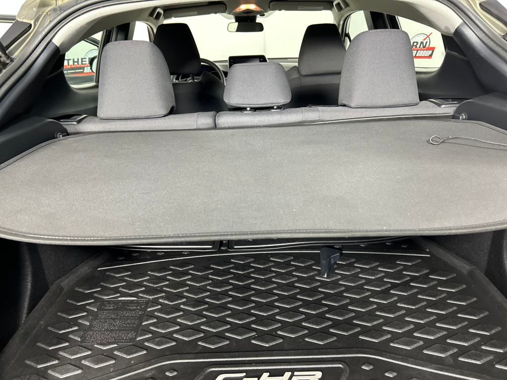 2021 Toyota C-HR photo 15