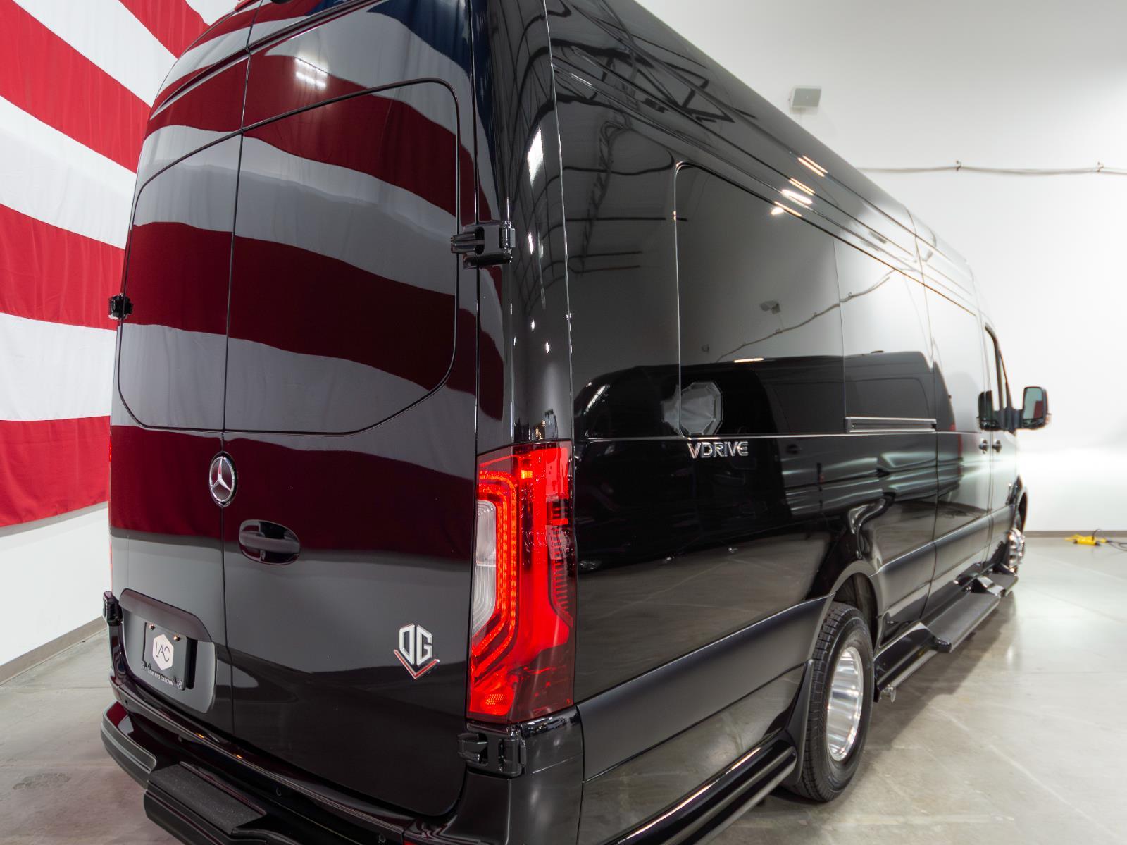 2024 Mercedes Benz Sprinter 3500 photo 28
