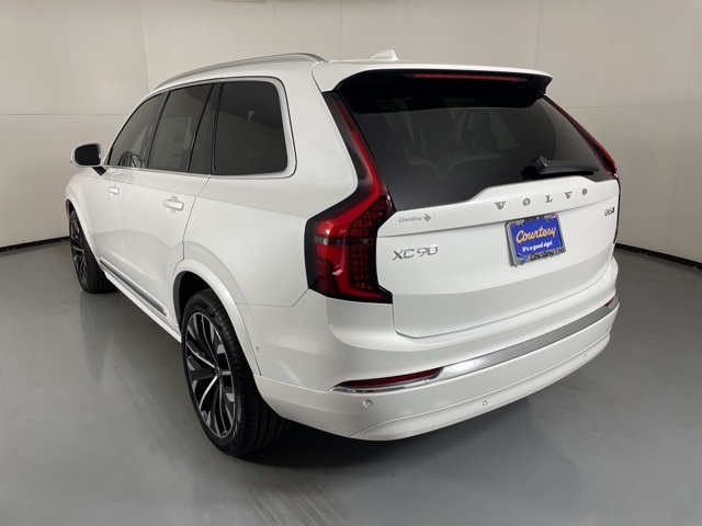 2026 Volvo XC90 AWD Plus photo 6