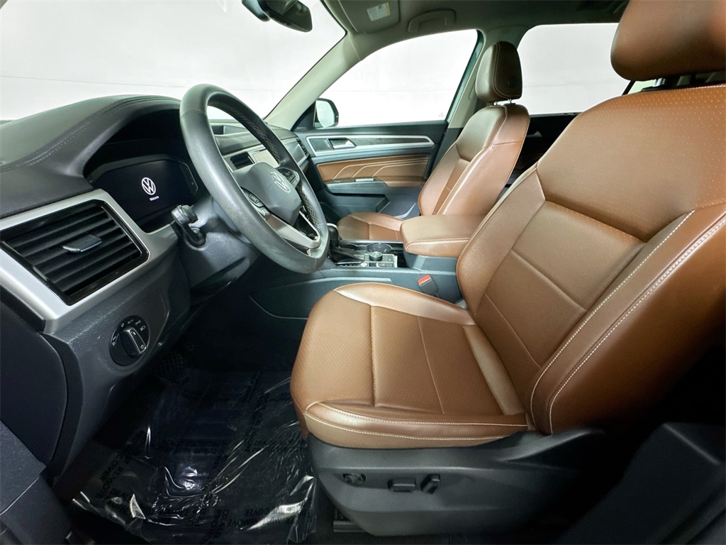 2022 Volkswagen Atlas V6 SE Technology photo 6
