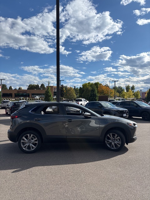 2022 Mazda CX-30 2.5 Select photo 4