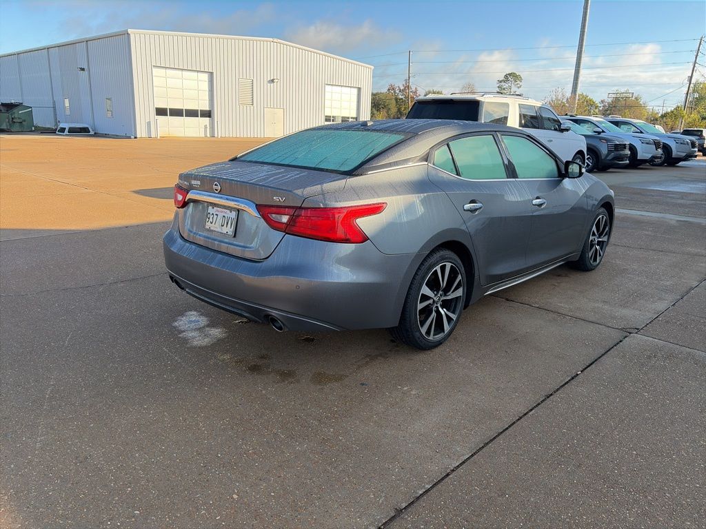 2018 Nissan Maxima SV photo 4