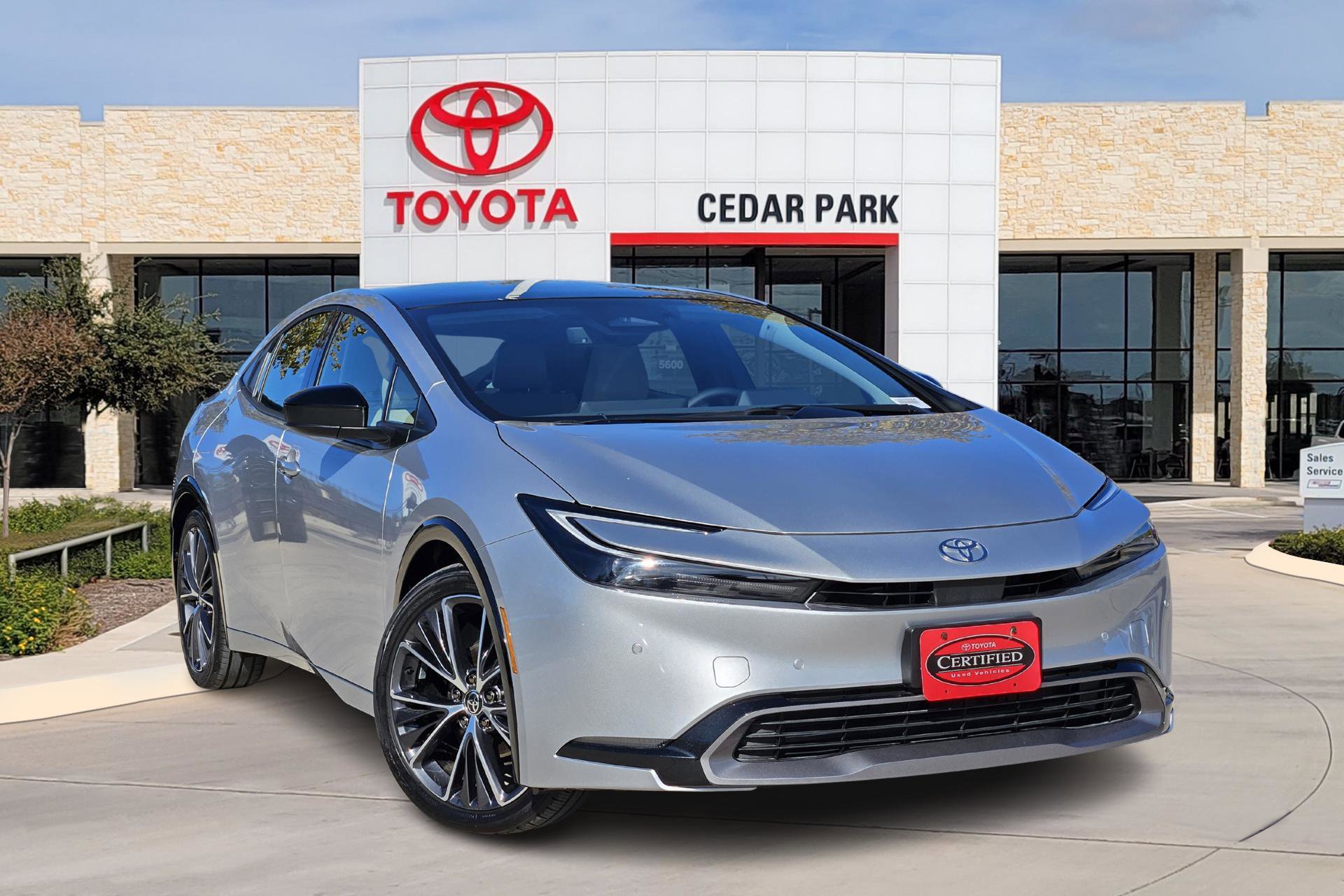 2025 Toyota Prius XLE's photo