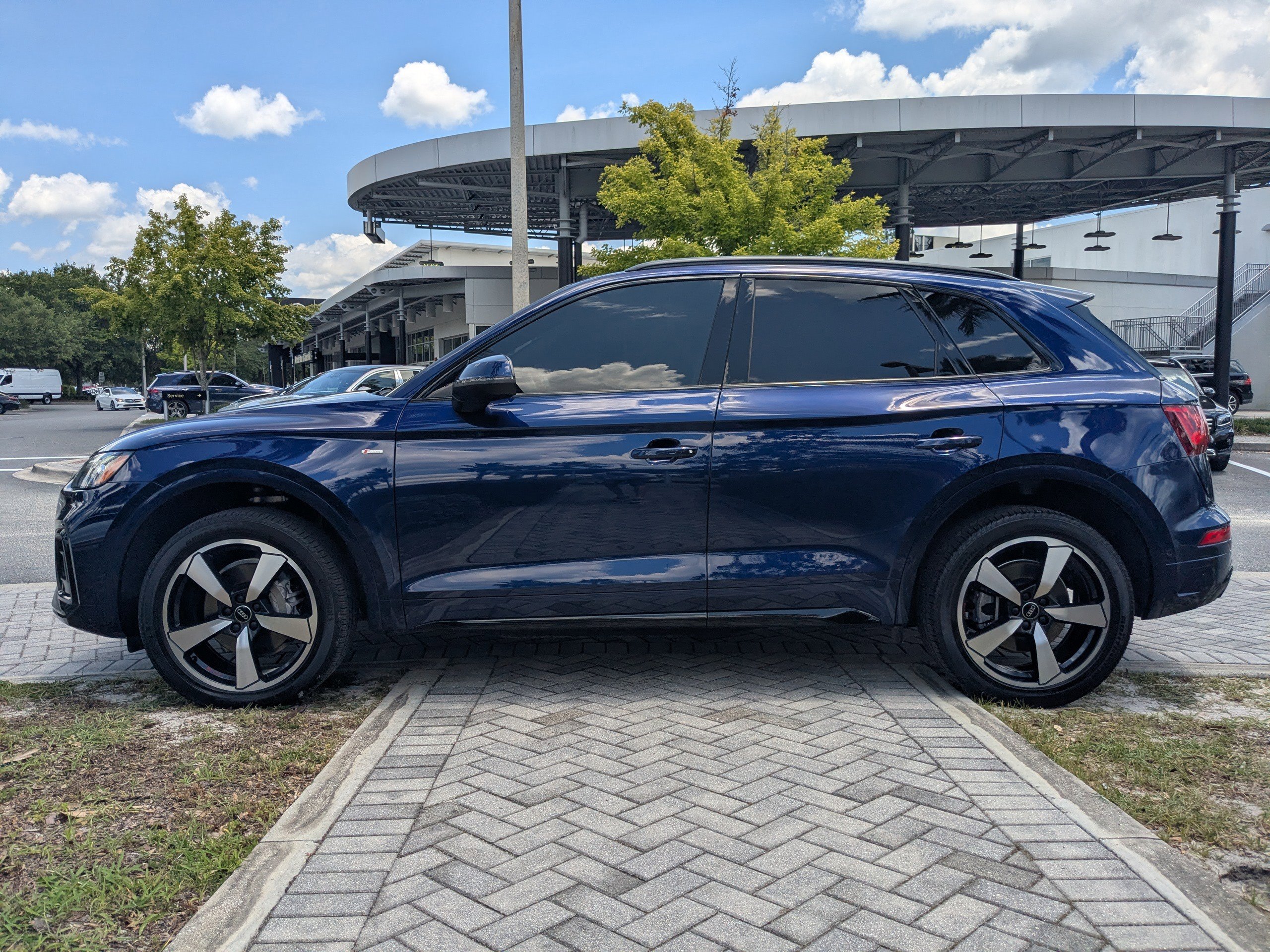 2023 Audi Q5 S line Premium Prestige photo 9