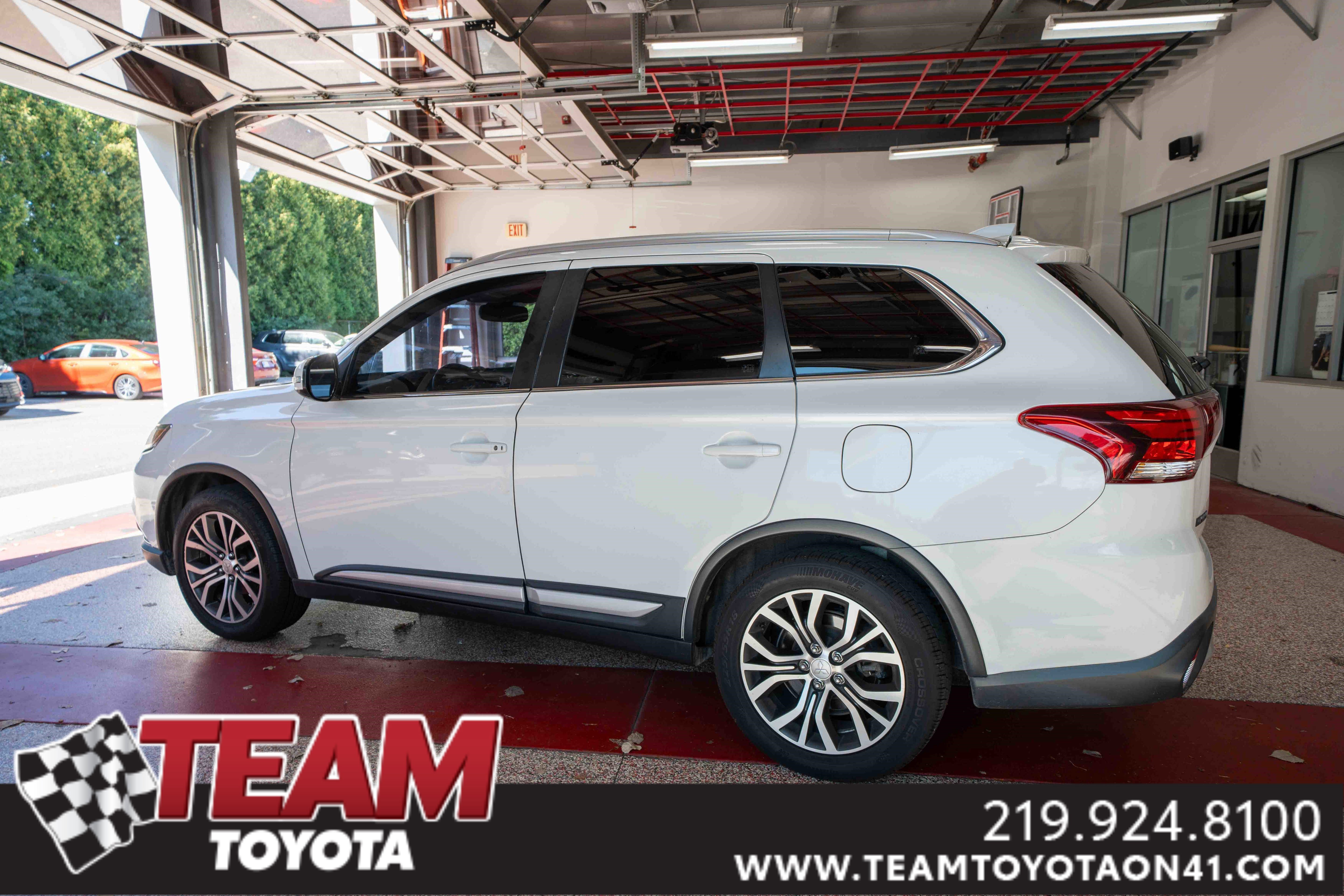 Used 2017 Mitsubishi Outlander SEL with VIN JA4AZ3A31HZ008274 for sale in Schererville, IN
