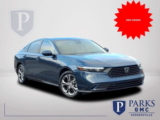 2024 Honda Accord Hybrid EX-L's photo