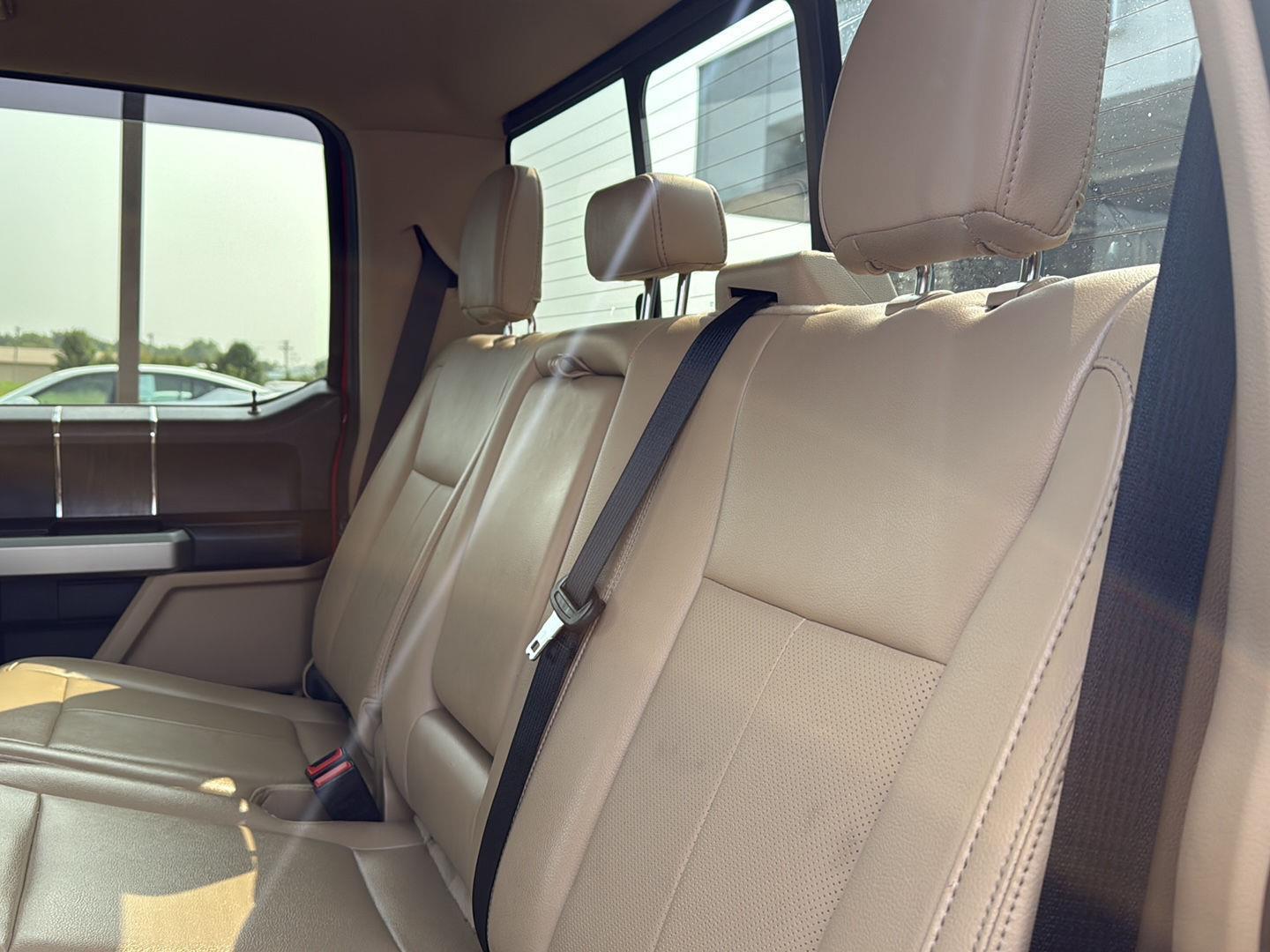 2021 Ford F-250 Lariat Tremor photo 12