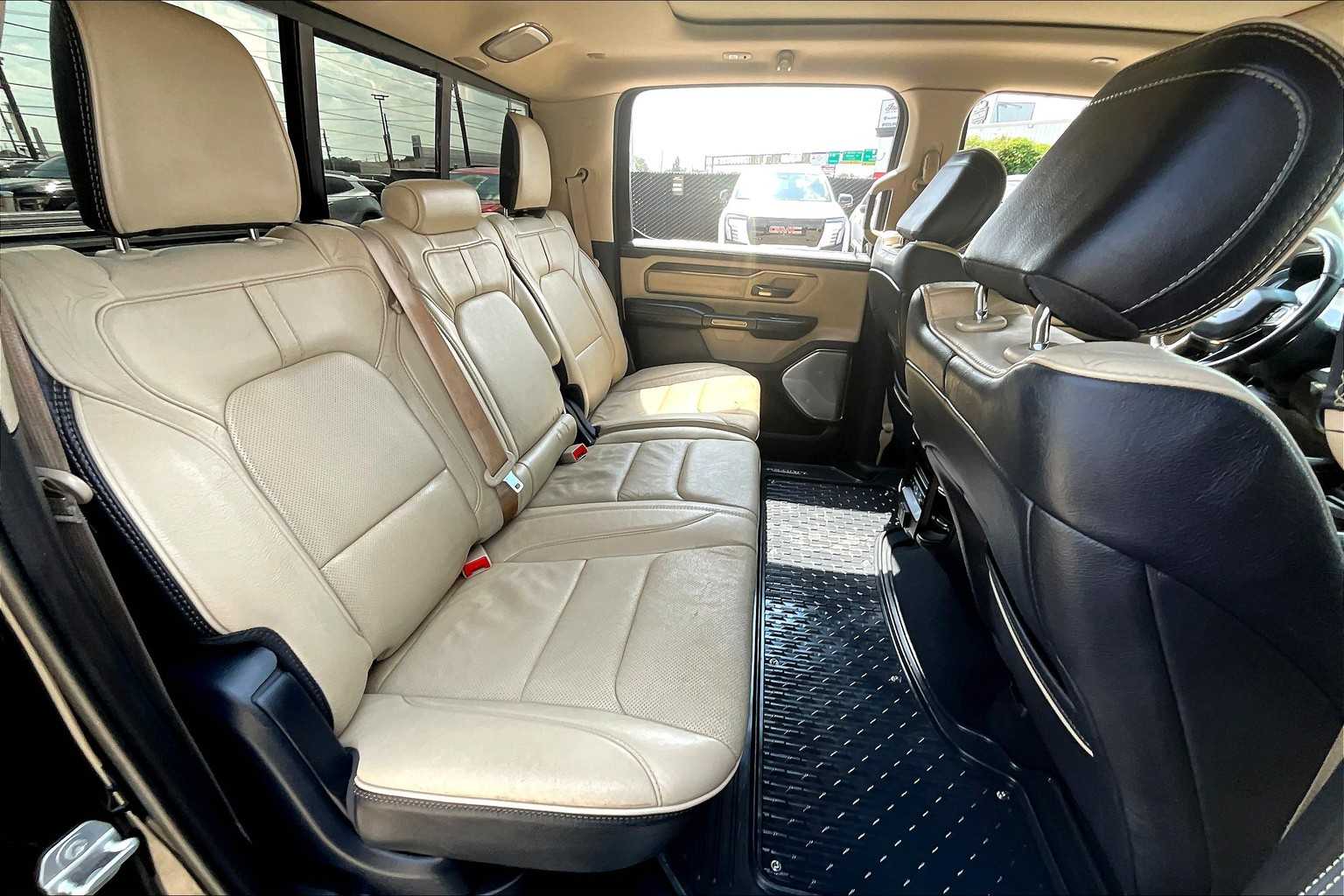 2020 Ram 1500 Limited photo 18