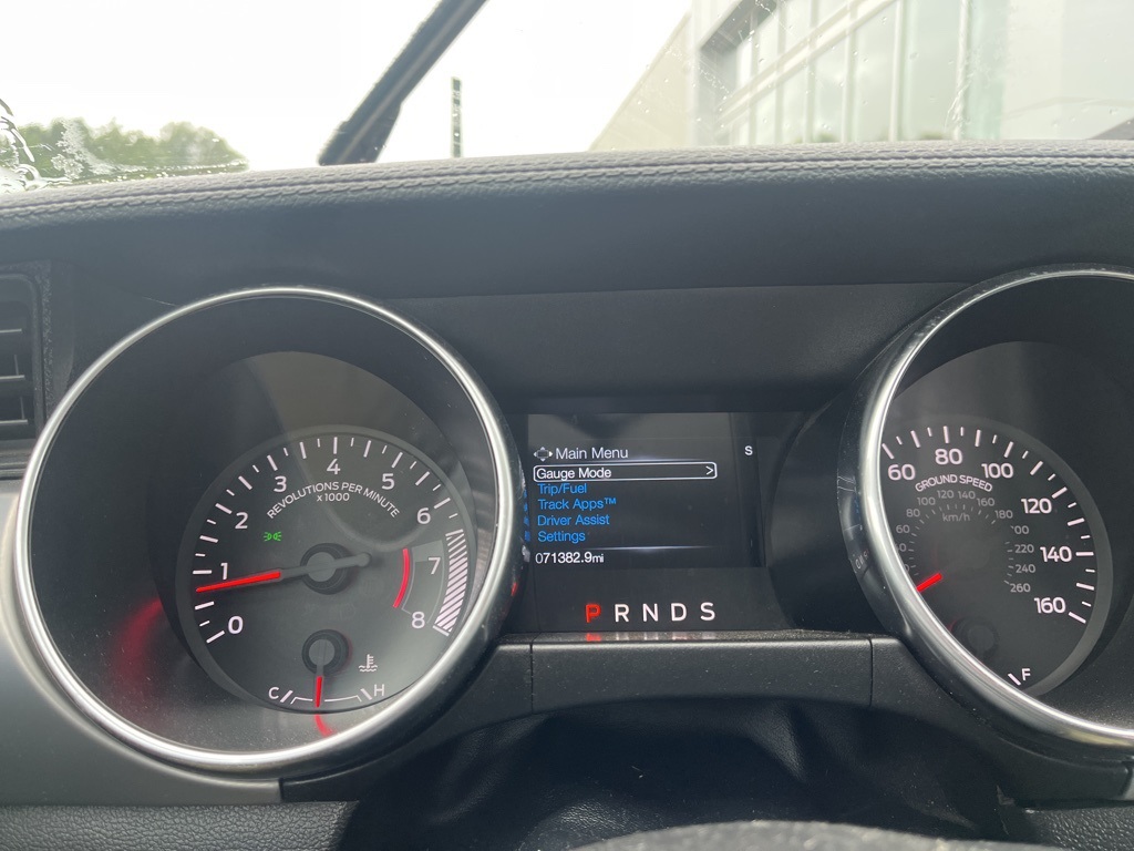 2020 Ford Mustang EcoBoost Premium photo 9