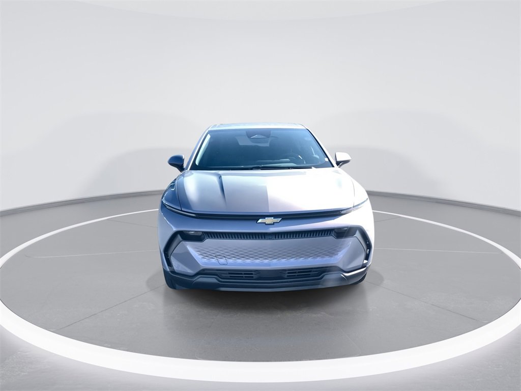 2026 Chevrolet Equinox EV 1LT photo 3